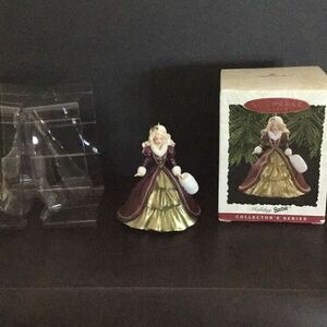 Ornament vintage 1996 Hallmark holiday Barbie in original packaging